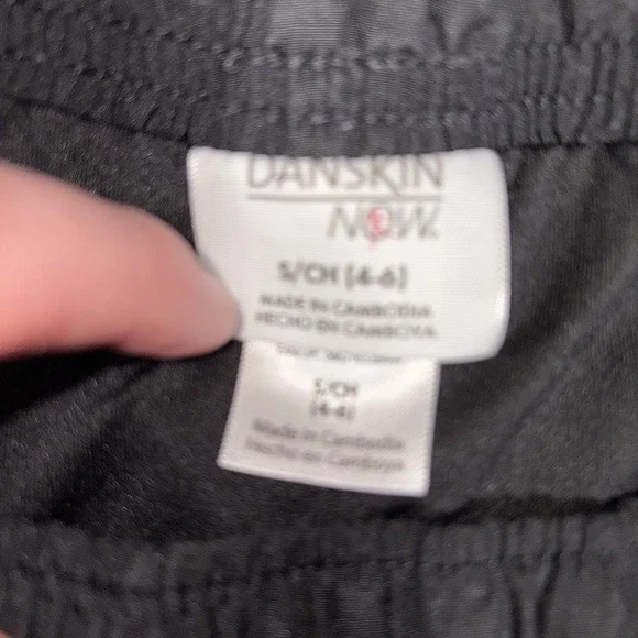 Danskin Now Running Shorts Women's Size S (4-6) Black Marble with Green Trim - Picture 4 of 6